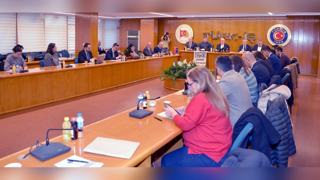 Asgari Ücret Enflasyona Neden Değil