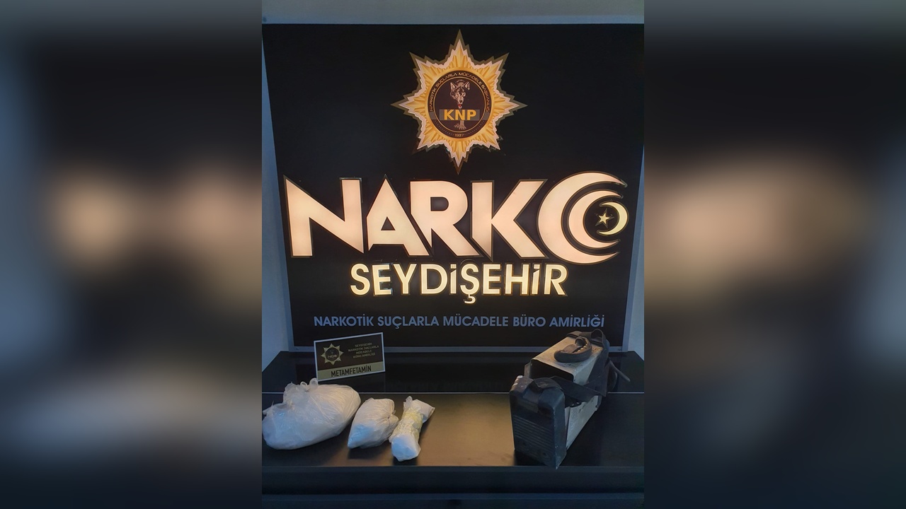 Uyuşturucu kaçakçılığı: Kaynak makinesinde 2.9 kilo metamfetamin