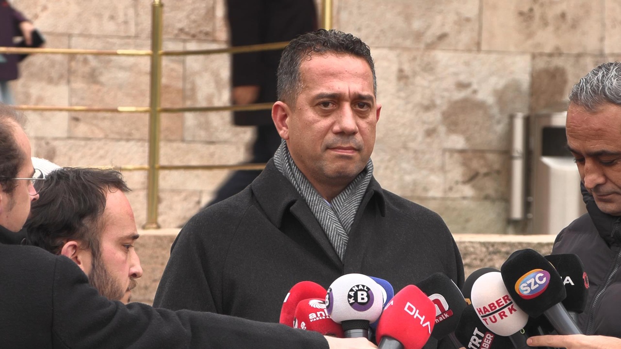 CHP'den UEFA'ya asker selamı tepkisi