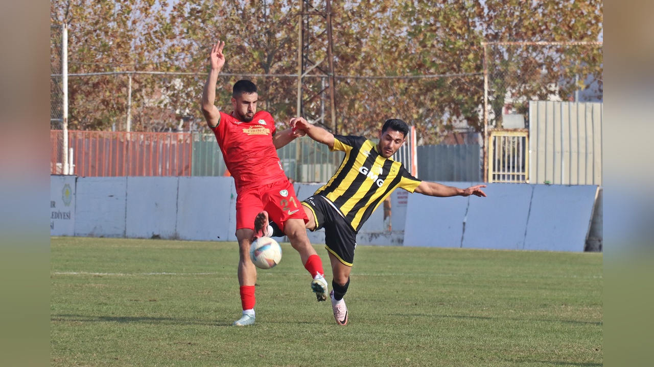 Amedspor, Adana 01 FK'yı Penaltıyla Geçti