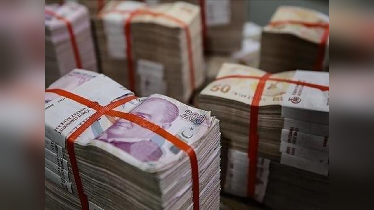 Bankacılık sektörü mevduatında düşüş yaşandı