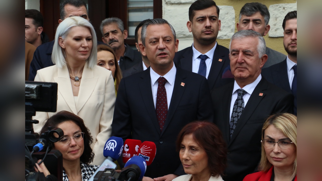 Erken Seçim Çağrıları Artıyor
