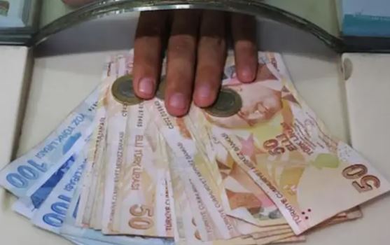 Cumhurbaşkanı Yardımcısı'ndan asgari ücret açıklaması