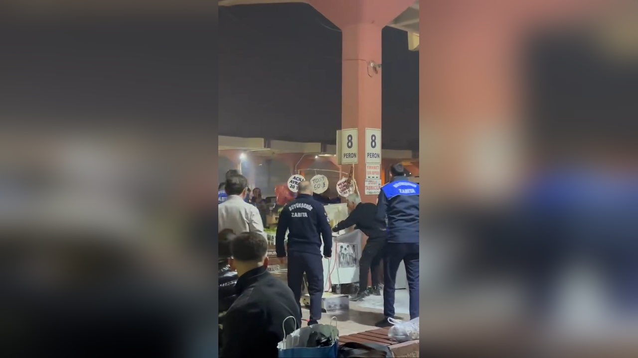 Yılancı Osman'ın Tezgahına El Konulması Olayında Gergin Anlar
