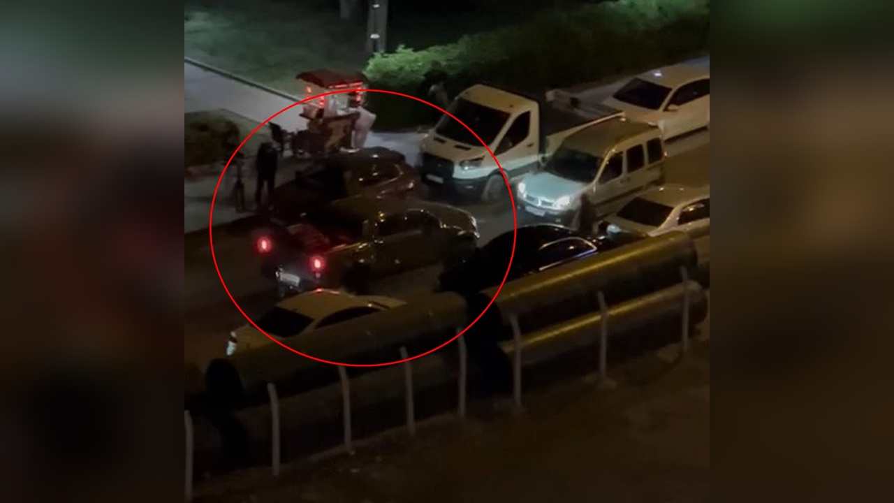 Yayaları hedef alan sürücü, linçten son anda kurtuldu