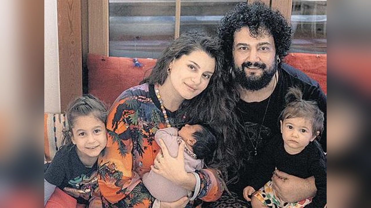 Aile Fotoğrafı Çekimi İçin Bir Araya Geldiler