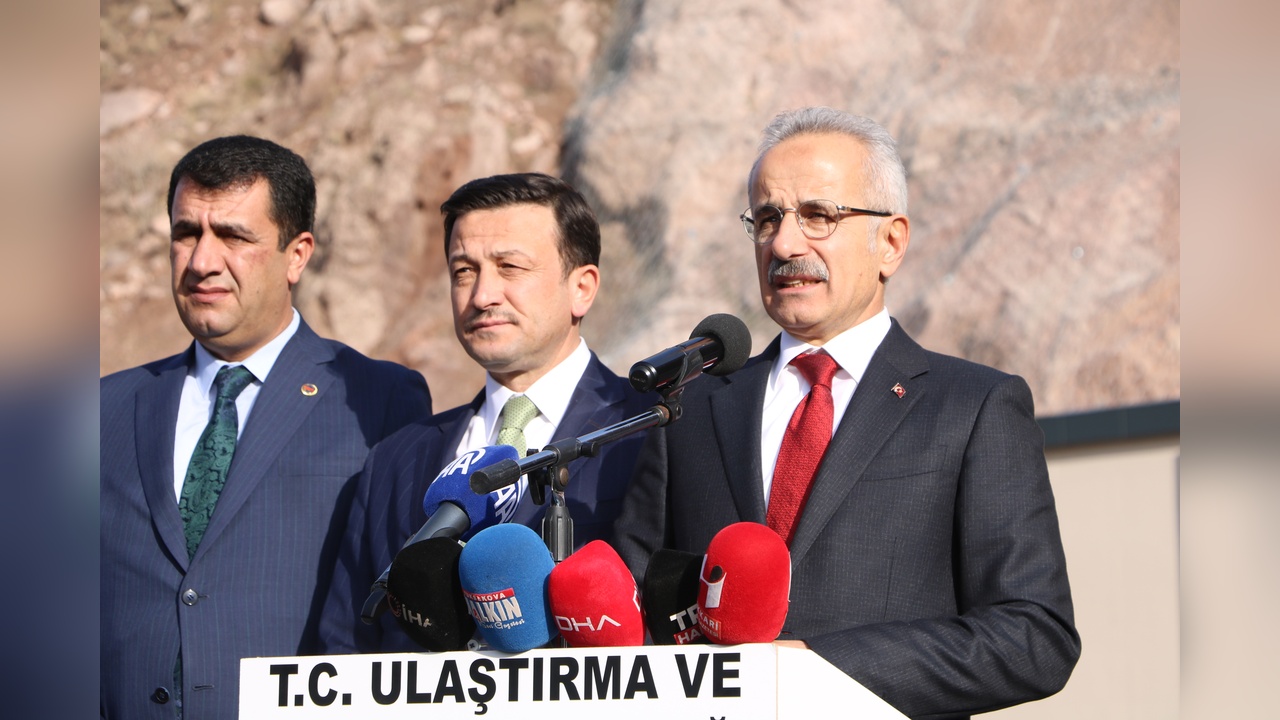 Karadeniz Demiryolu Projesi Resmen Başladı