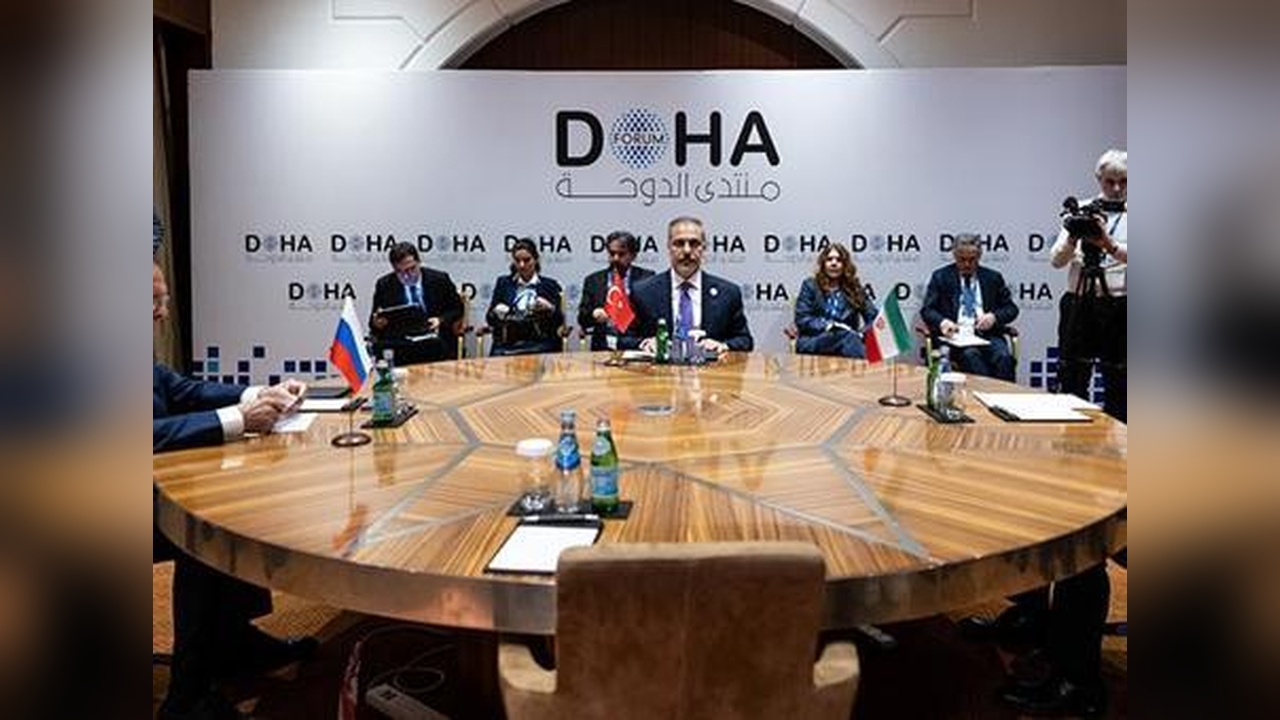 Hakan Fidan, Doha'da Rus ve İranlı Mevkidaşlarıyla Bir Araya Geldi
