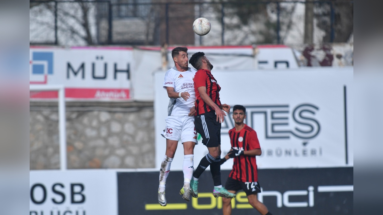 İnegölspor, Karaköprü Belediyespor'u 2-1 Mağlup Etti