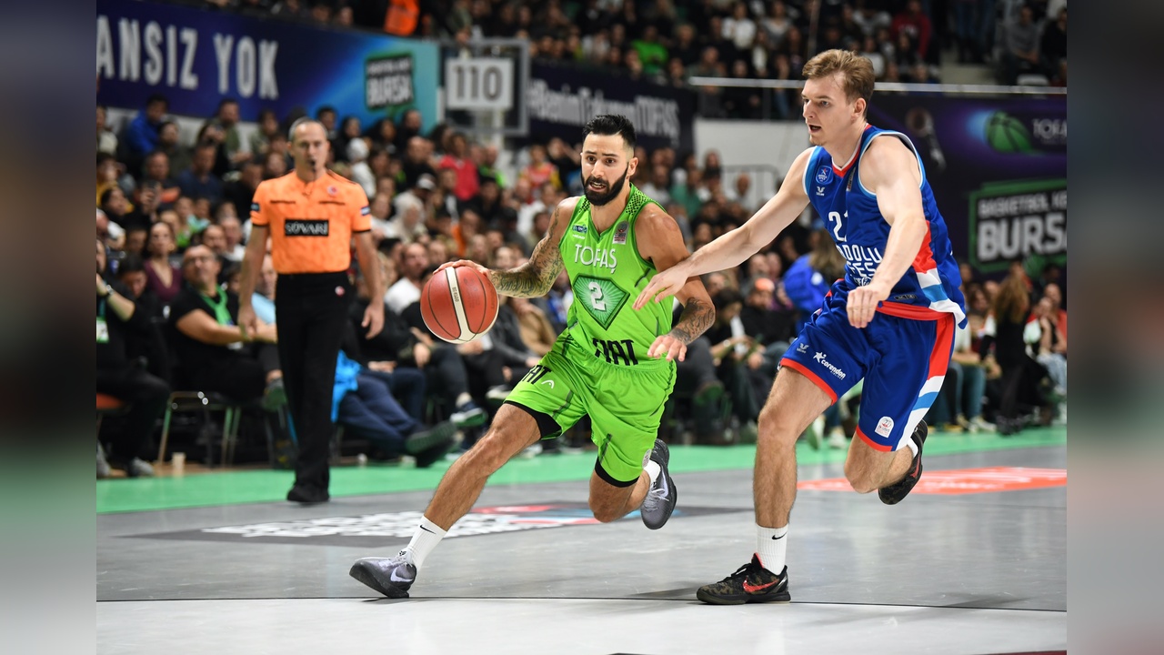 TOFAŞ, Anadolu Efes'i Zorladı Ama Kazanamadan Ayrıldı