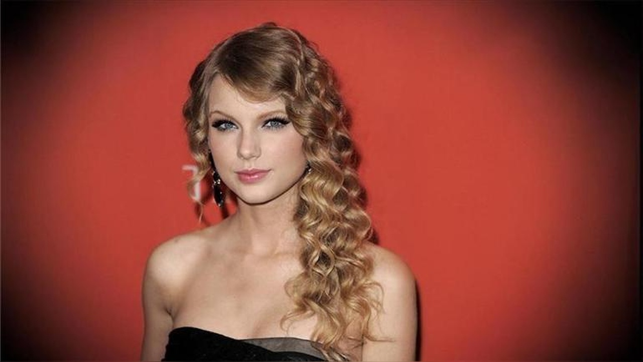 Taylor Swift Yeni Projeleriyle Gelirini Arttırıyor