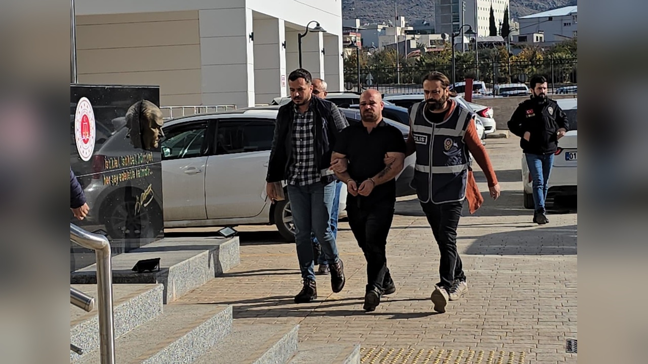Eski Sevgilinin Kardeşine Saldırı: Şüpheli Adliyeye Sevk Edildi