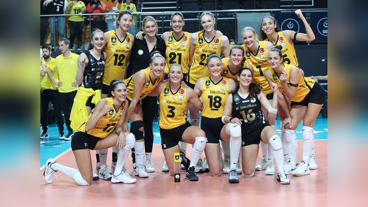 VakıfBank, FC Porto'yu 3-0 Mağlup Etti