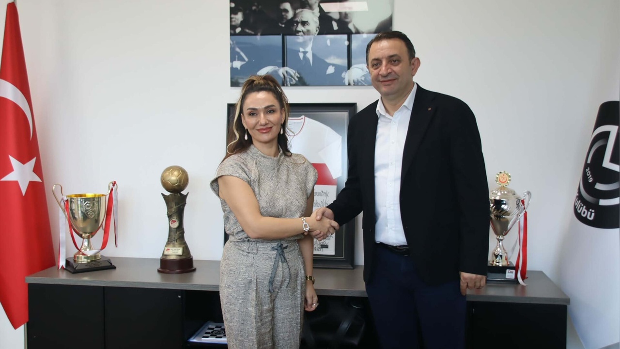 Manisa FK'da Teknik Direktör Değişikliği Tartışmaları