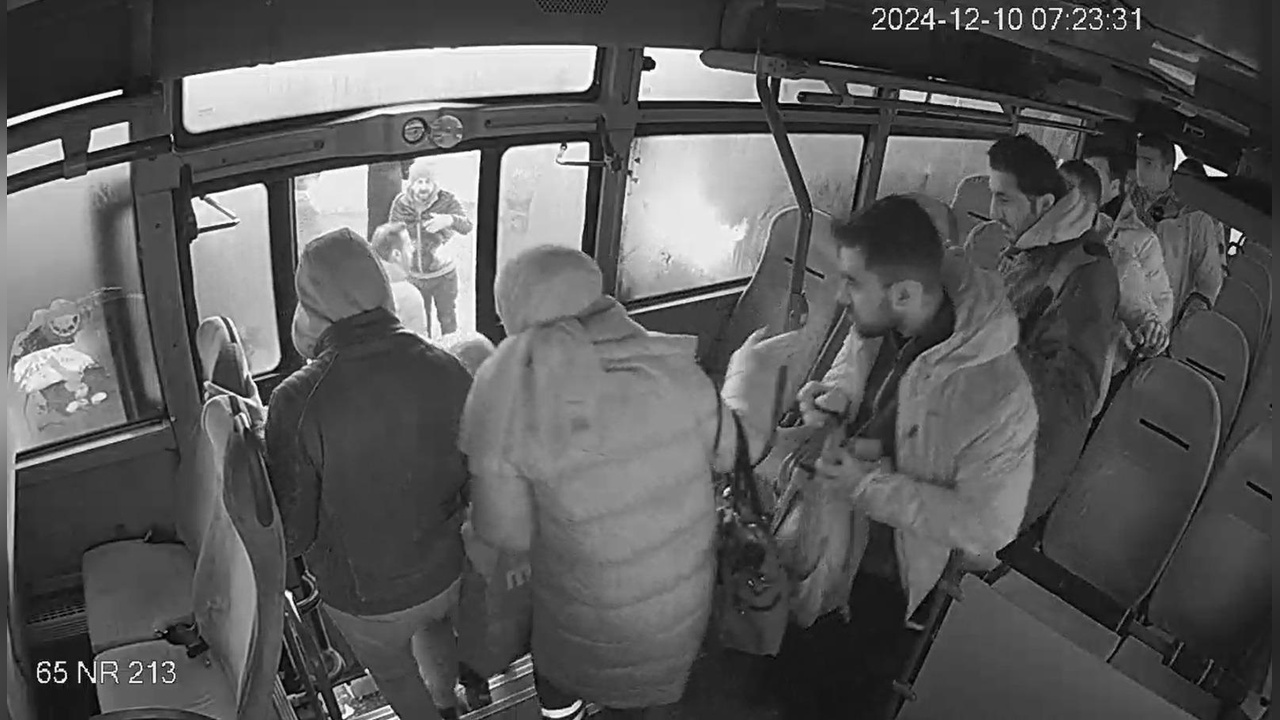 Van'da Zincirleme Kazalarda 9 Yaralı Ağır, 30 Kişinin Tedavisi Devam Ediyor