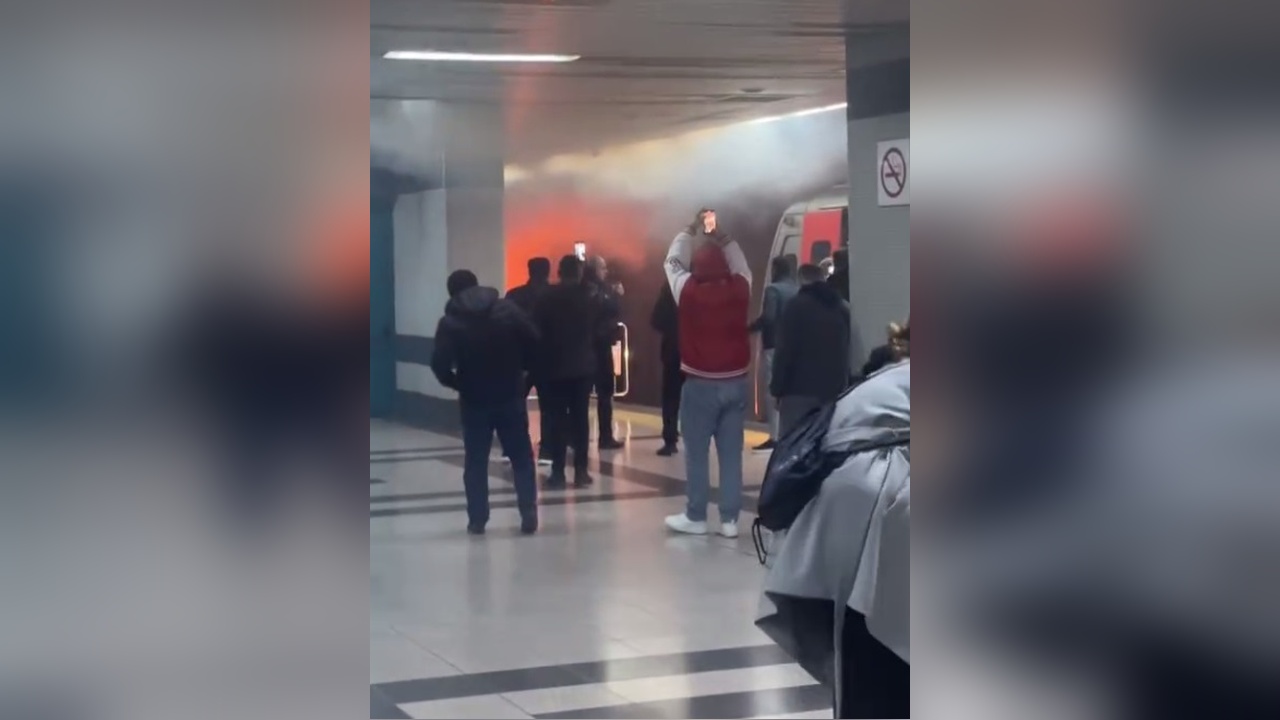 Batıkent Metro İstasyonu'nda Yangın Paniği