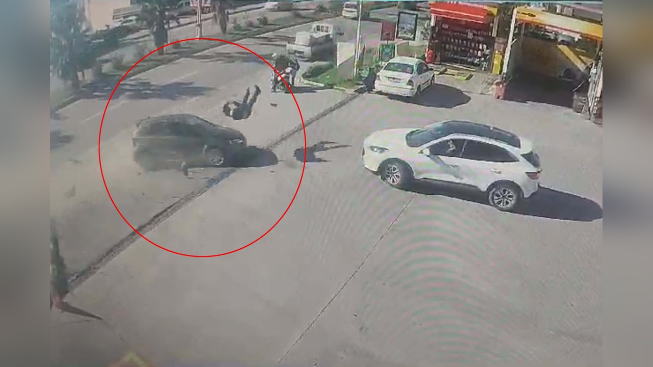 Kaldırımda Yaya Öldüren Trafik Kazası Güvenlik Kamerasında