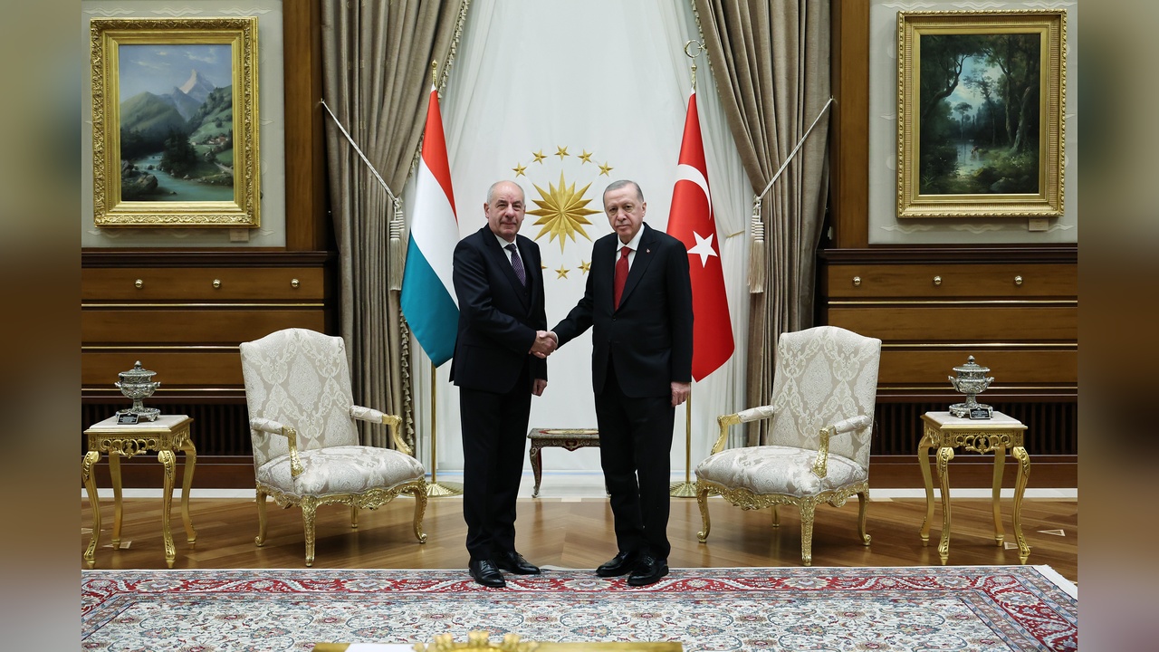 Cumhurbaşkanı Erdoğan, Macaristan Cumhurbaşkanı Sulyok ile Önemli Bir Görüşme Gerçekleştirdi
