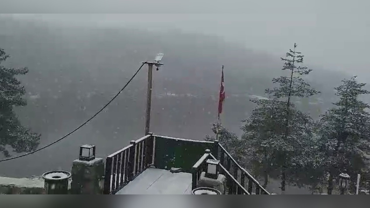 Karabük'ün Yüksek Kesimlerinde Kışın İlk Karı Yağdı