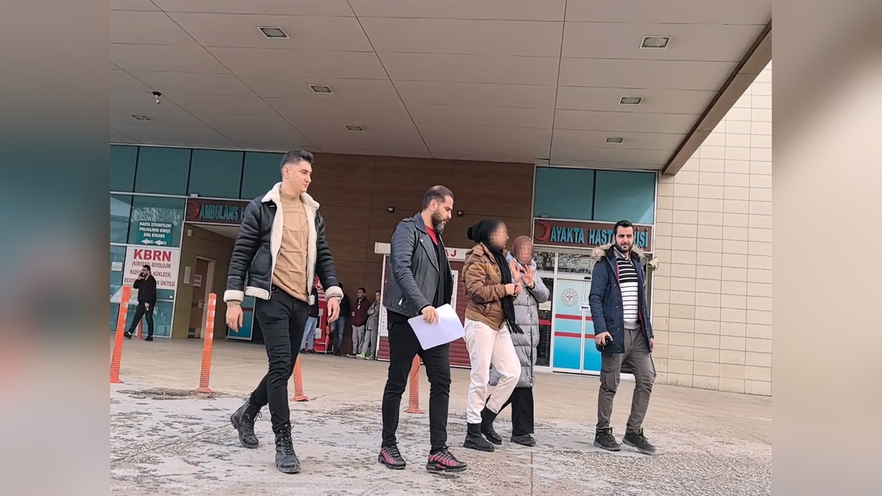 Bebekleri Olan İki Kadın Hırsızlık Suçundan Ev Hapsine Alındı