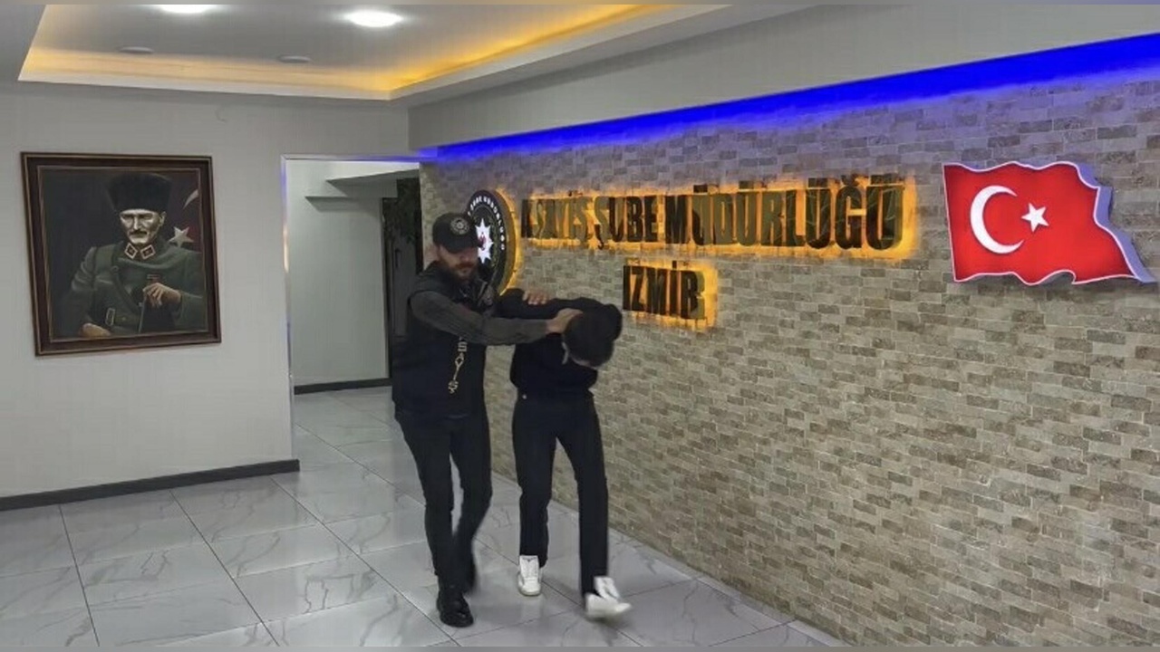 İzmir'de Tartışma Sonrası Arkadaşını Öldüren Şüpheli Tutuklandı