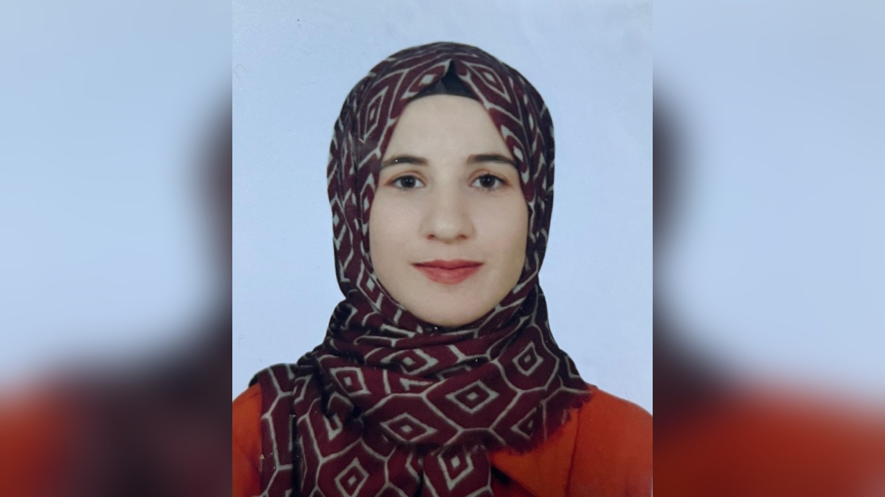 Minibüs Çarpması Sonucu Hatice Öğretmen Hayatını Kaybetti