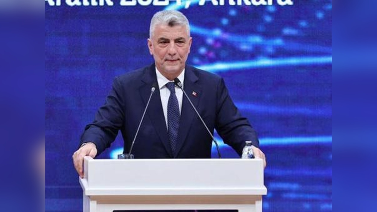 Bakan Bolat, Uzak Ülkeler Stratejisi ile 50 Milyar Dolar İhracat Hedefliyor