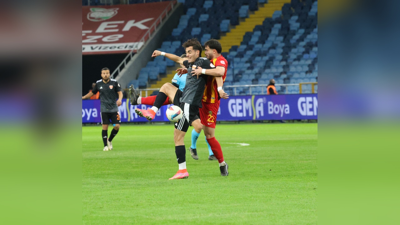 Adanaspor, Yeni Malatyaspor'u 3-1 Mağlup Etti