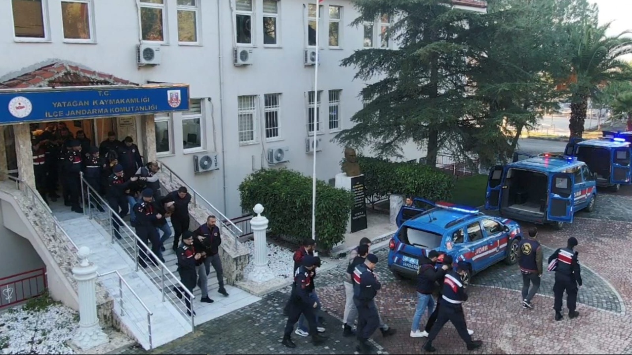 Kasacılar Suç Örgütüne Yönelik Operasyonda 7 Kişi Gözaltına Alındı