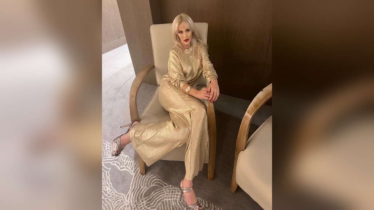 Hülya Avşar, Kızı Helin Hakkında Açıklama Yaptı