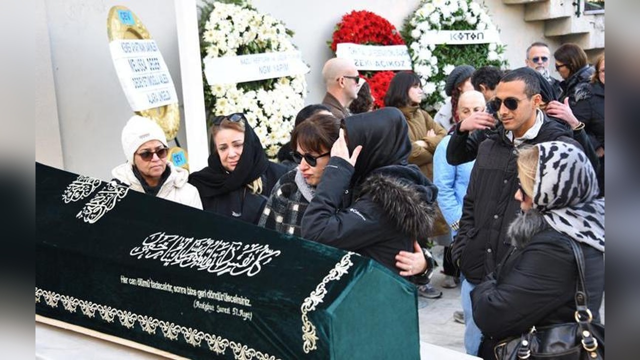 İpek Tuzcuoğlu, yoğun bakımda veda etti