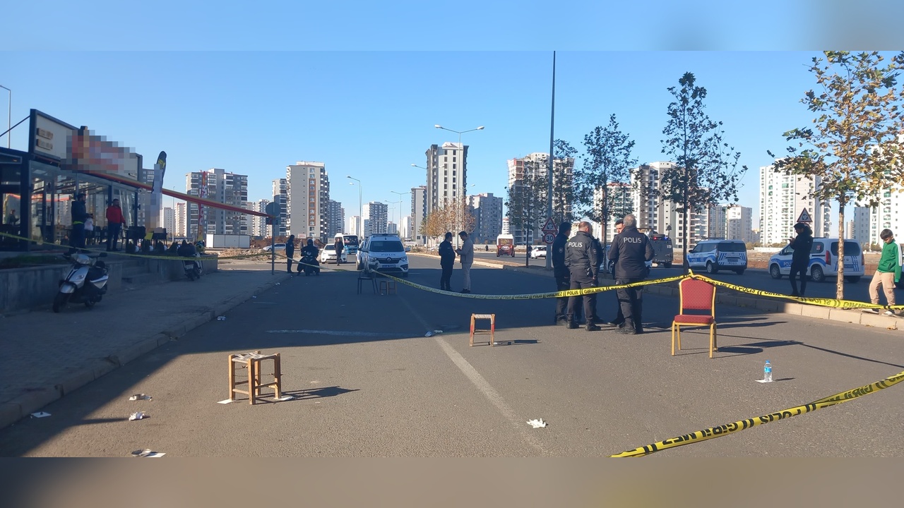 Diyarbakır'da Silahlı Kavga: Dört Kişi Yaralandı
