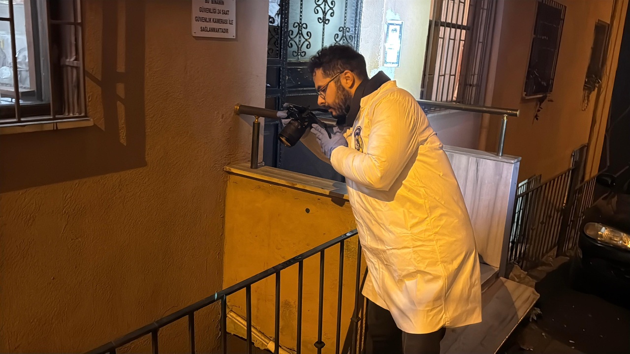 Şişli'de Tartışma Sonrası 4. Kattan Düşen Kişi Hayatını Kaybetti