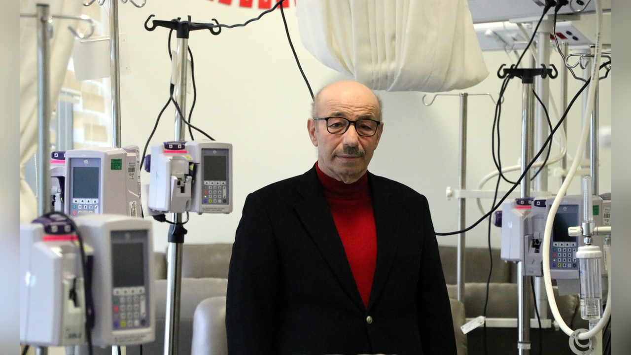 62 Yaşında Akciğer Kanserini Yenen Kadın, Babasının Anısını Yaşatıyor