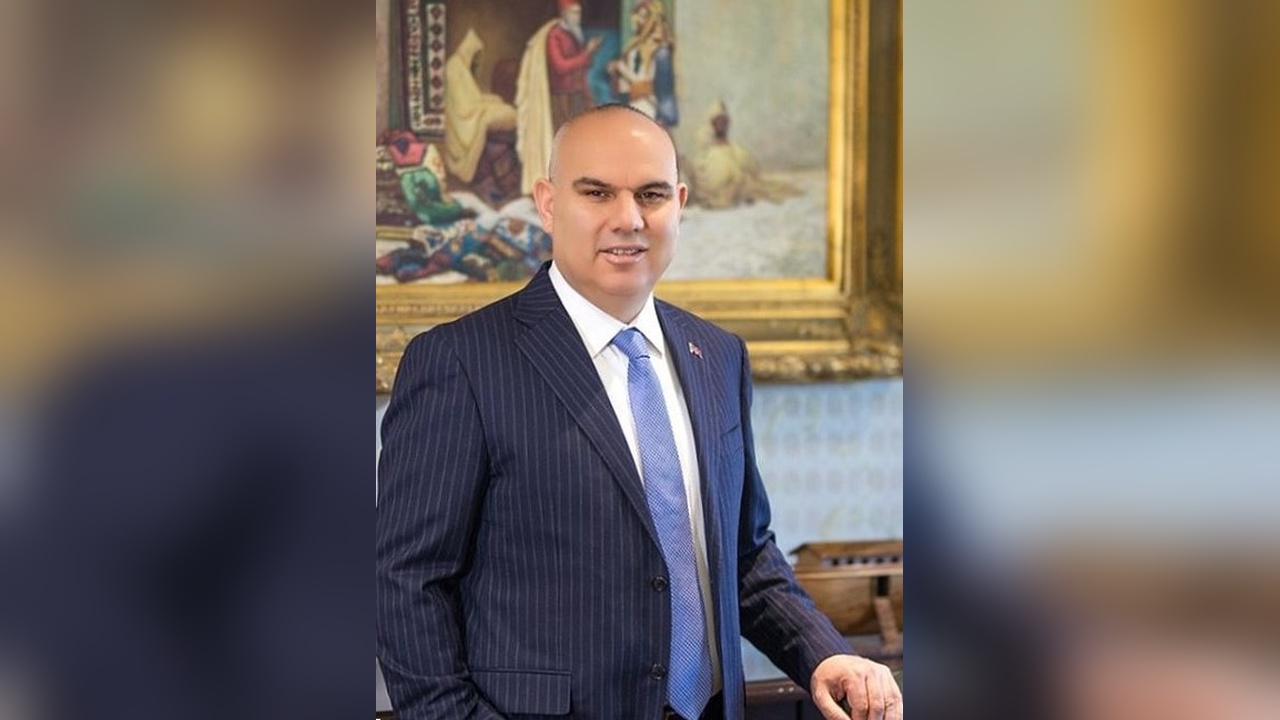 Ağrı Valisi kalp krizi geçirdiği bildirildi