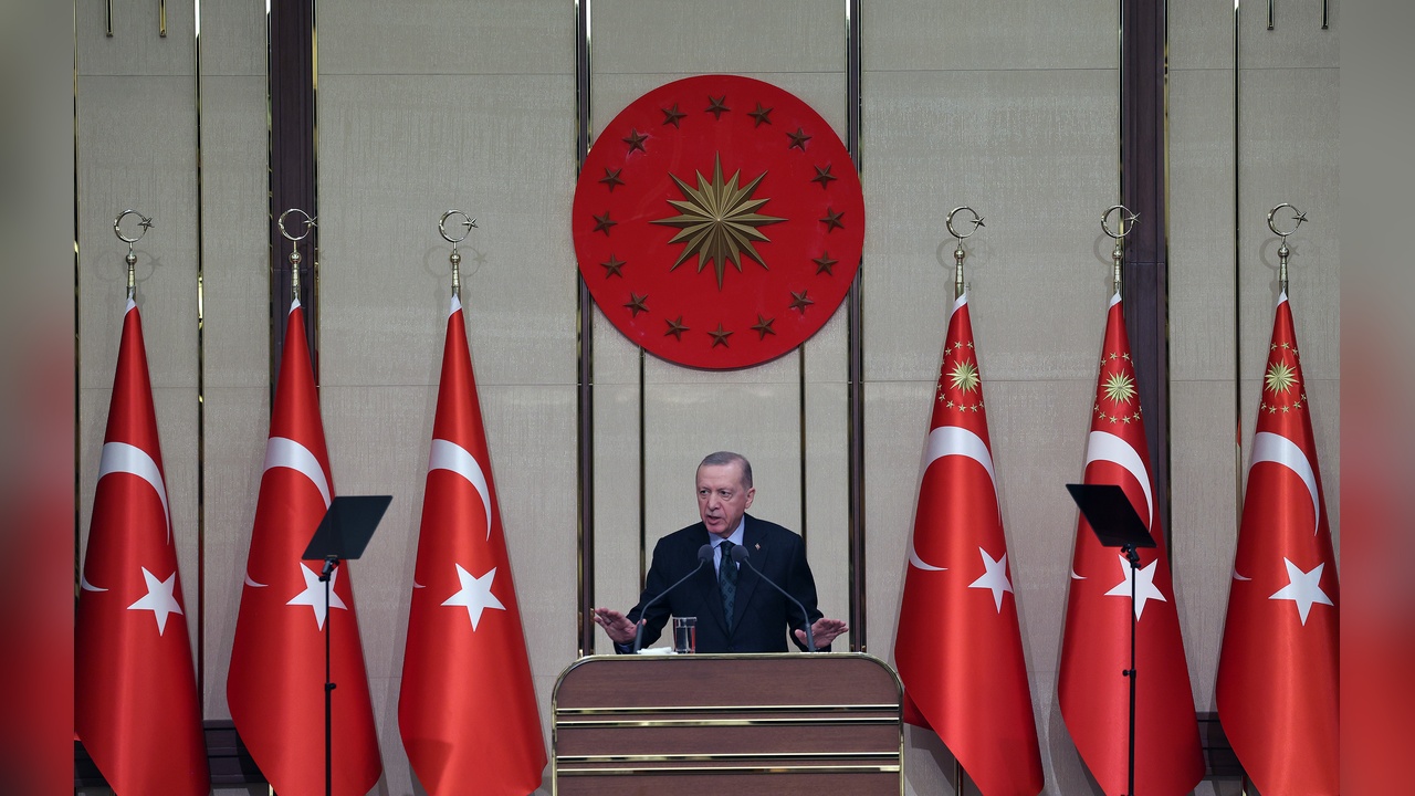 Cumhurbaşkanı Erdoğan: Siyasetçiler ya gerçek yüzleriyle ortaya çıkacak ya da göründükleri gibi kalacak