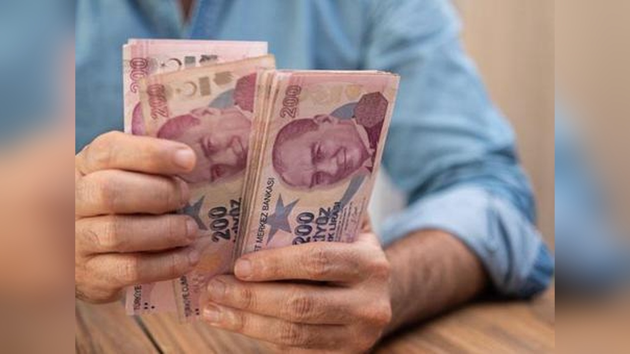Asgari Ücrette Üçüncü Toplantı Heyecanı: İşverenin Teklifi Merakla Bekleniyor