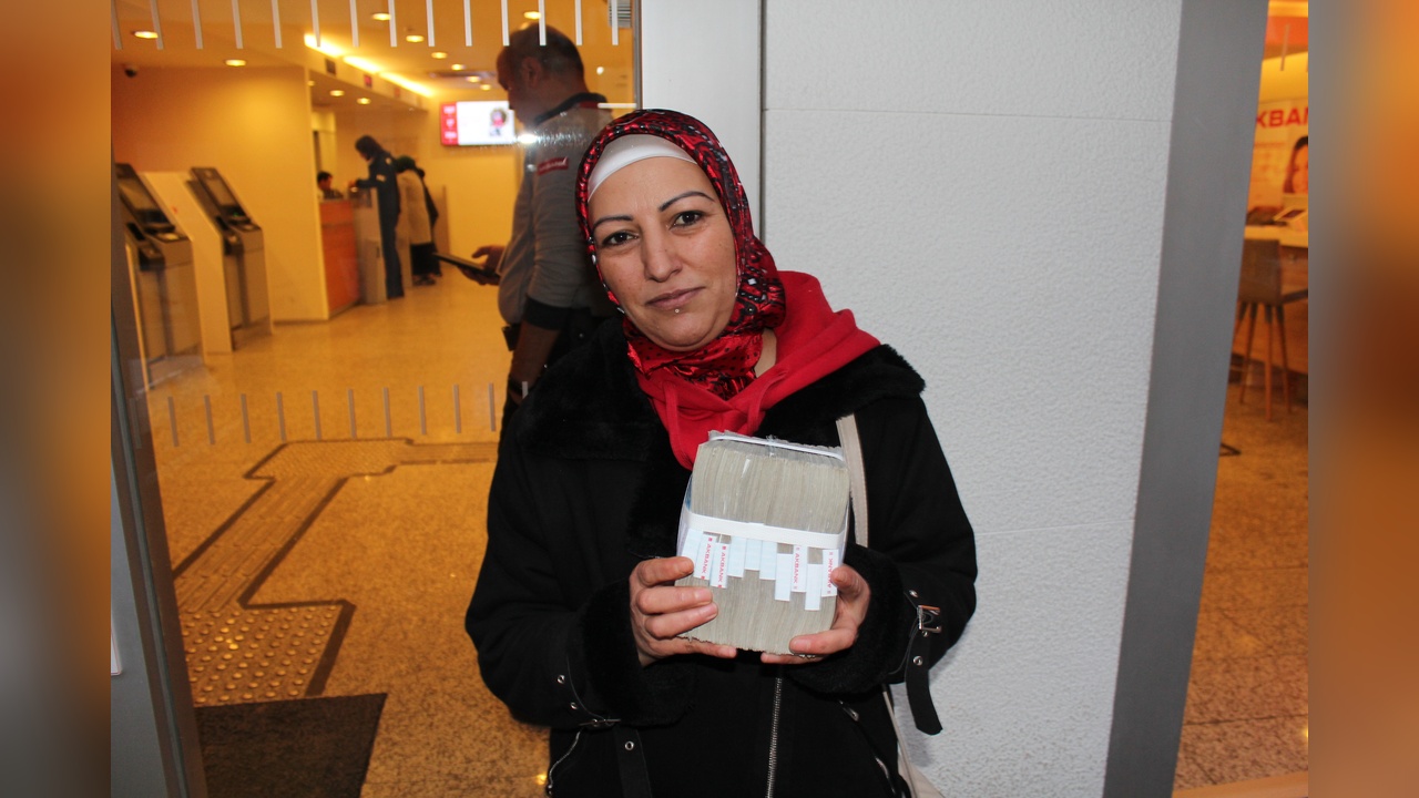 Dolandırıcılık girişiminde 100 bin TL'lik kayıptan son anda dönüldü