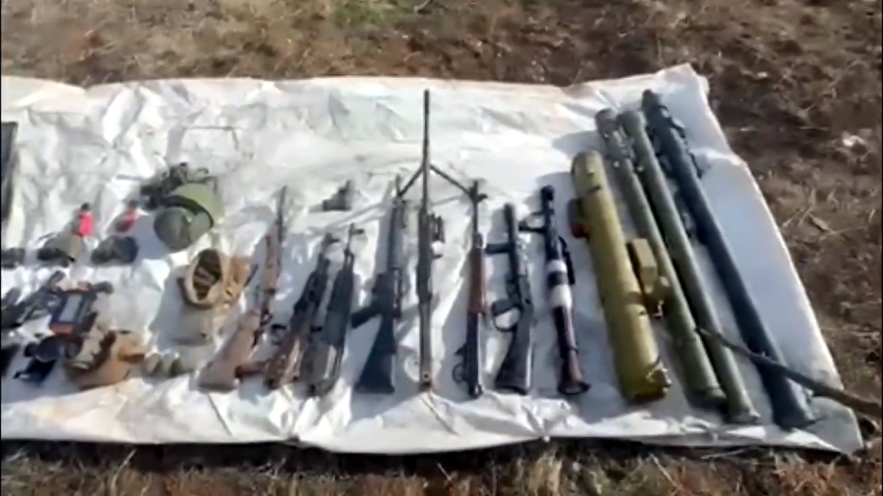 Pençe-Kilit Bölgesinde Silah ve Mühimmat İmha Edildi