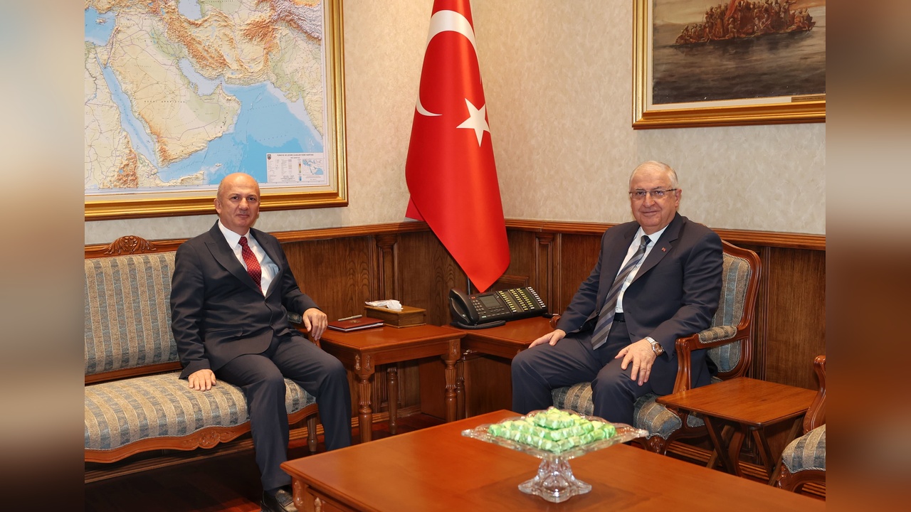 Bakan Güler, Büyükelçi Gezer ile Görüştü