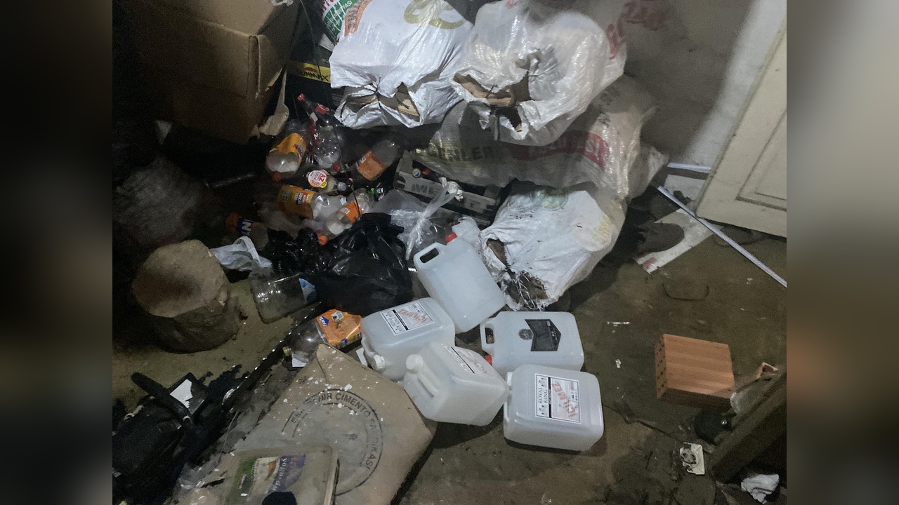 Kütahya'da Sahte İçki Operasyonu: Üç Kişi Gözaltında