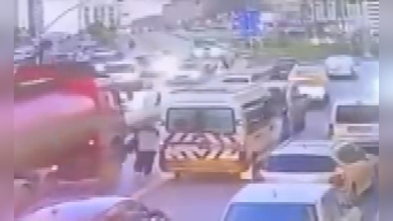 Gaziosmanpaşa'da Su Tankeri Kaza Yaptı: 15 Yaşındaki Asel Yaralandı