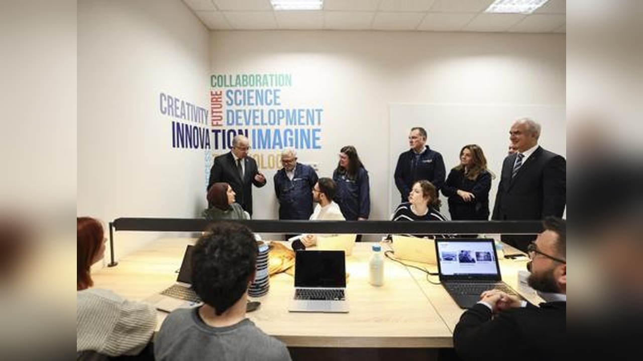 Kocaeli Üniversitesi'nde Yeni Teknoloji Merkezi Açıldı
