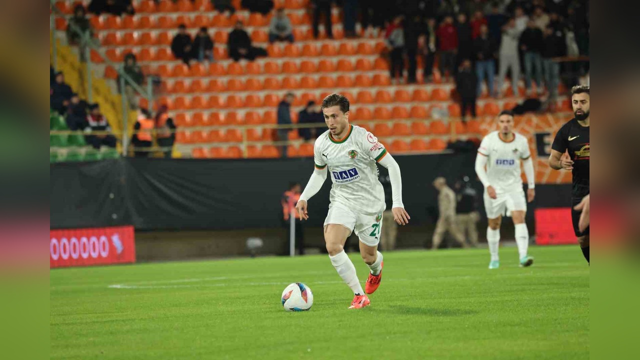 Alanyaspor, Ziraat Türkiye Kupası'nda Amed'i Geçti