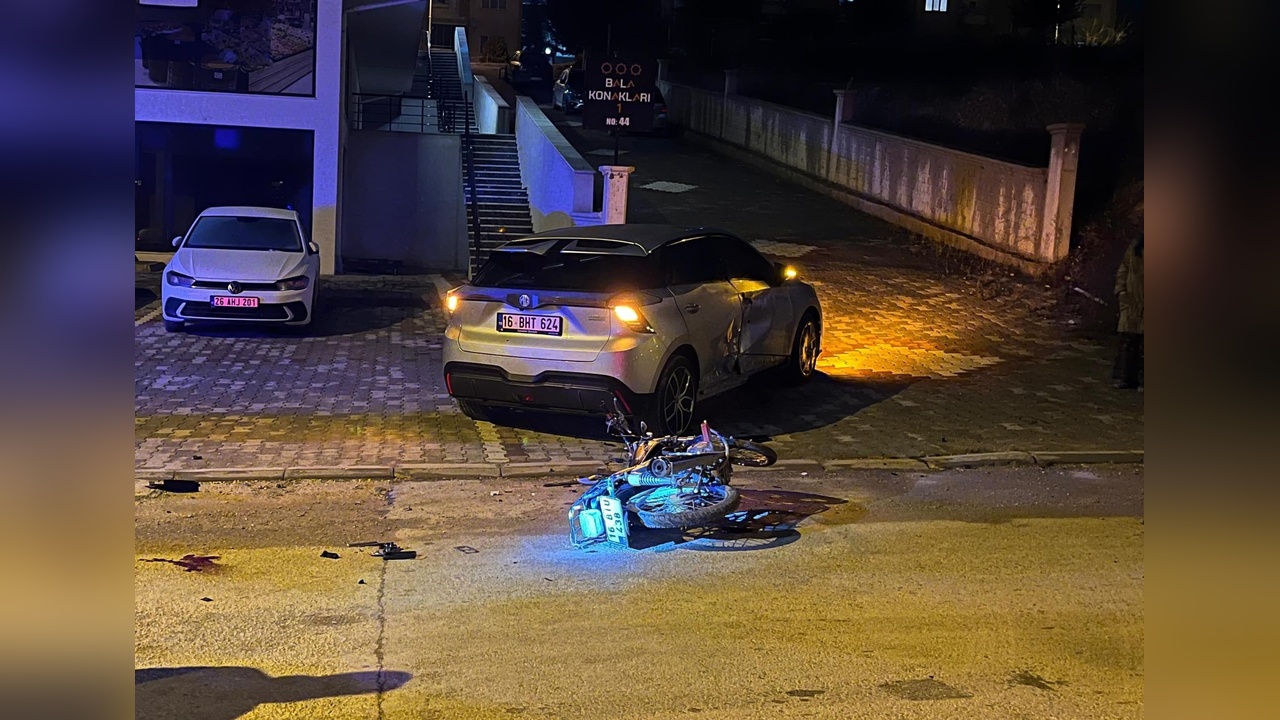 Motosiklet Kazasında Sürücü Ağır Yaralandı