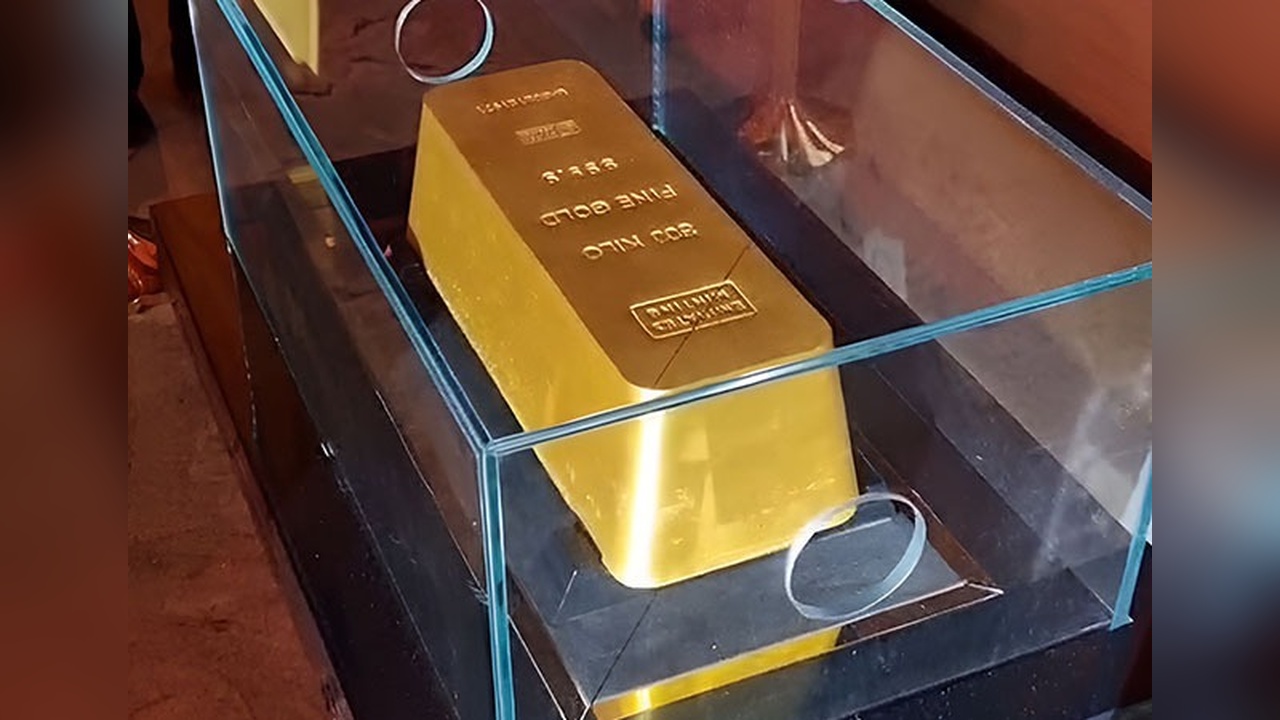 Dünyanın En Büyük Altın Külçesi Rekorlar Kitabı'na Girdi
