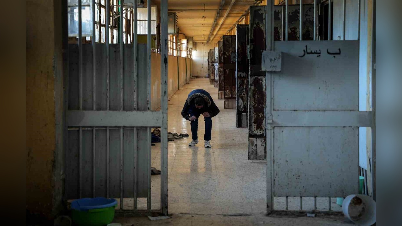 Sednaya'dan Esad'a Direniş Çığlığı: 'Yaşıyorum ve Buradayım'