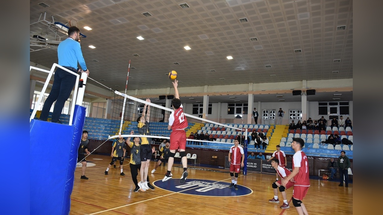 Reşit Karabacak Spor Lisesi, Voleybol Şampiyonu Oldu