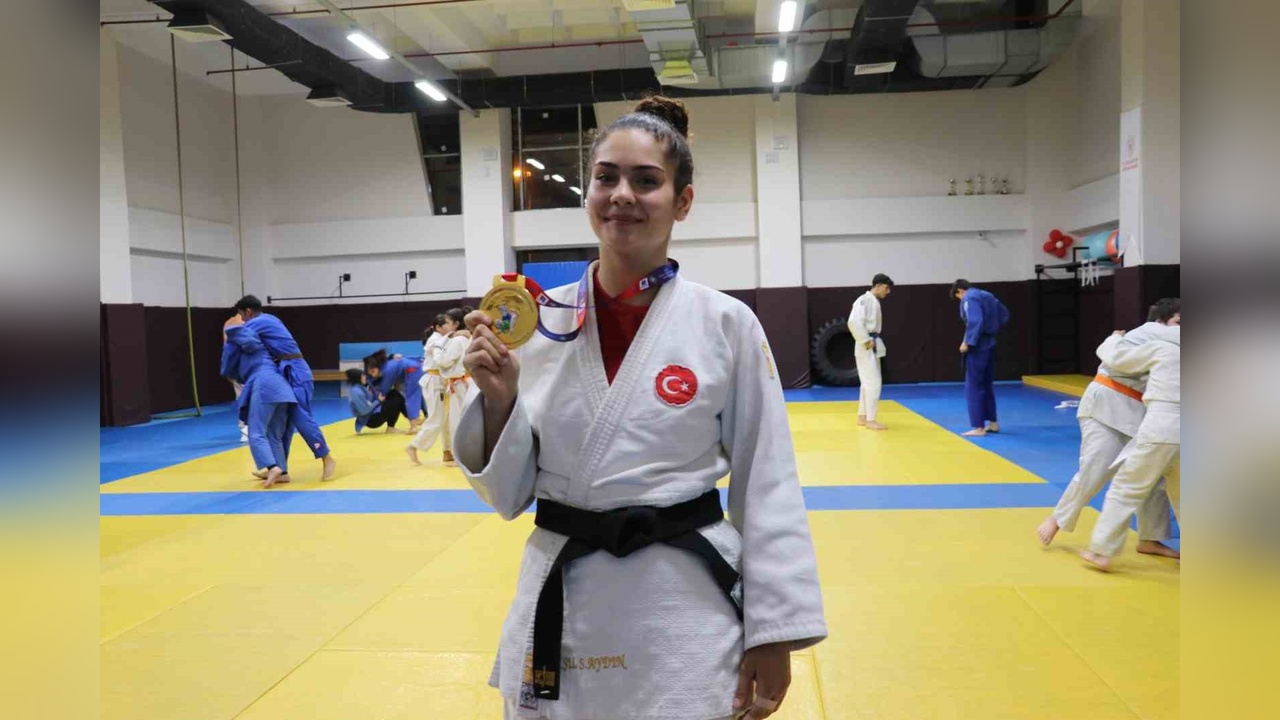 Işıl Sinem Aydın Olimpiyatlar İçin Hazırlıklarını Sürdürüyor