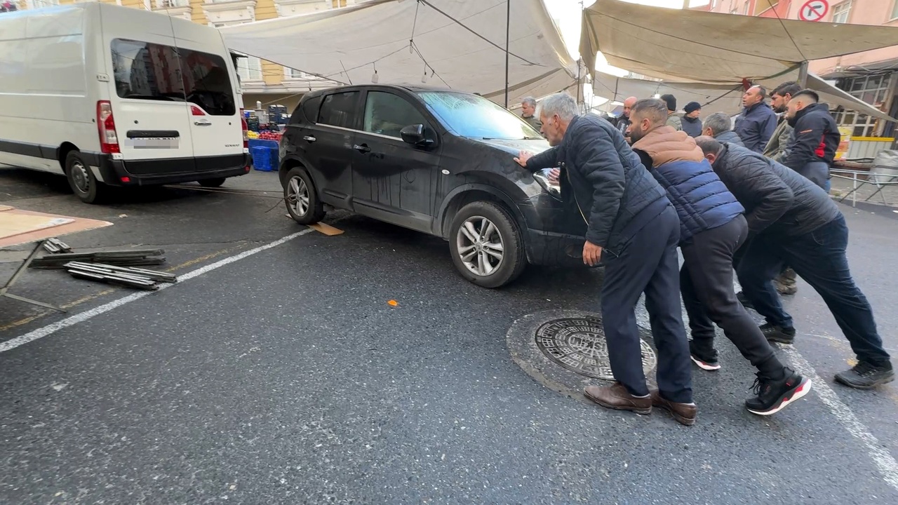 Avcılar'da Unutulan Araç İçin Birlikte Hareket Edildi